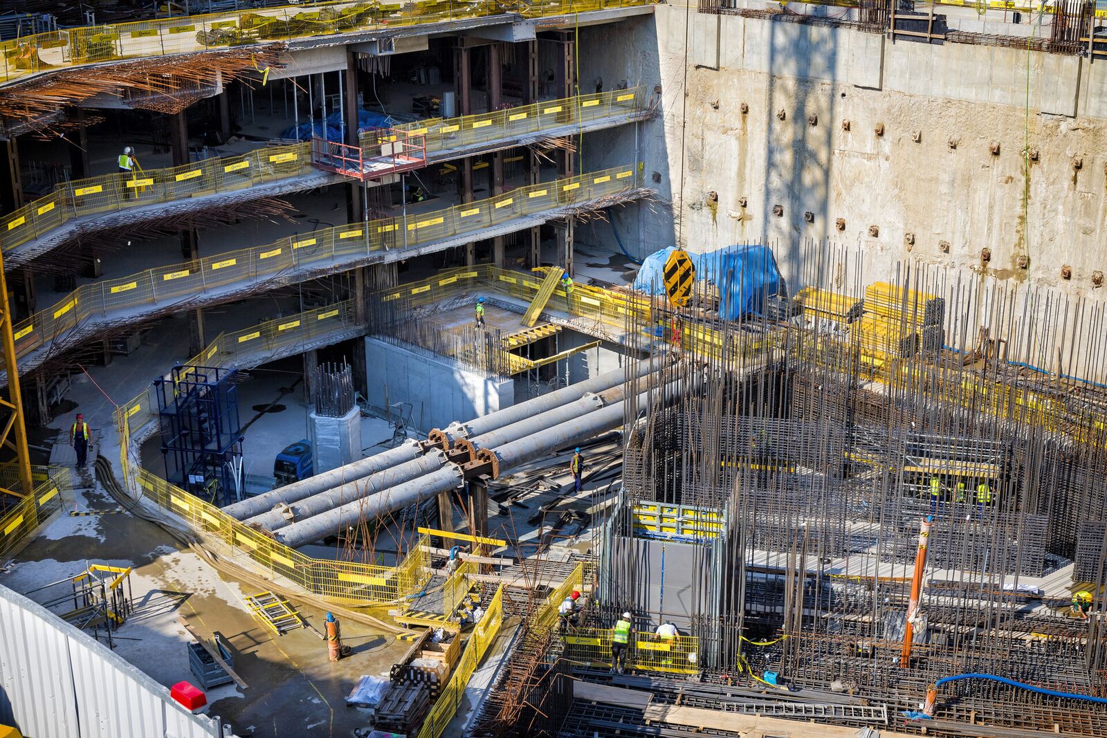 Heavy Industry & Construction